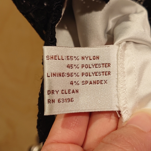 Laced Sleeveless A-line Dress - size 6P - Picture 6 of 7